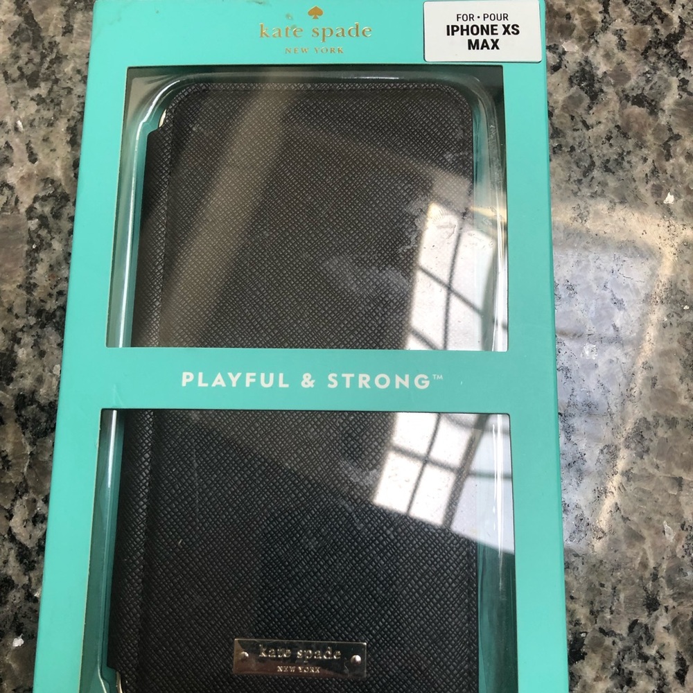 Kate Spade XS folio case- never used